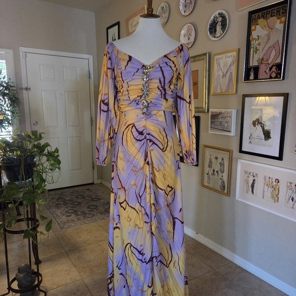 Mara Blak Lila Long Sleeve Rhinestone Print Maxi‎ Dress NEW - Picture 7 of 10